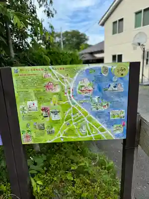 山中諏訪神社(山梨県)
