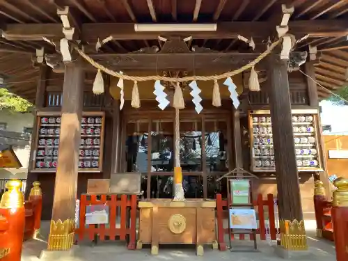 五方山熊野神社の{uncategorized: "未分類", other: "その他", undefined: "問題あり", building: "その他建物", grave: "お墓", sacred_gate: "鳥居", guardian: "狛犬", statue: "像", buddha: "仏像", history: "歴史", nature: "自然", garden: "庭園", animal: "動物", pagoda: "塔", temizu: "手水舎", mountain_gate: "山門・神門", sanctuary: "本殿・本堂", subordinate: "末社・摂社", art: "芸術", scenery: "景色", jizo: "地蔵", ema: "絵馬", goshuin: "御朱印", omikuji: "おみくじ", items: "授与品その他", amulet: "お守り", goshuincho: "御朱印帳", eats: "食事", festival: "お祭り", votive_dance: "神楽", shichigosan: "七五三参", wedding: "結婚式", experience: "体験その他", initially: "初詣", around: "周辺", anti_infection: "感染症対策"}