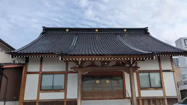 本陽寺の本殿・本堂