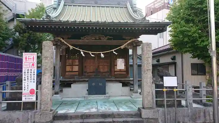 出来野厳島神社の本殿・本堂