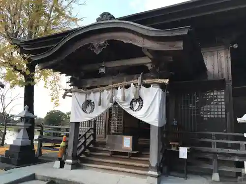 浮島神社の本殿・本堂