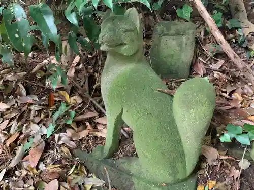 稲荷神社の狛犬