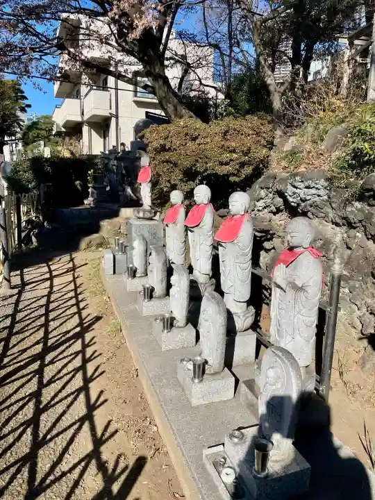 清立院の{uncategorized: "未分類", other: "その他", undefined: "問題あり", building: "その他建物", grave: "お墓", sacred_gate: "鳥居", guardian: "狛犬", statue: "像", buddha: "仏像", history: "歴史", nature: "自然", garden: "庭園", animal: "動物", pagoda: "塔", temizu: "手水舎", mountain_gate: "山門・神門", sanctuary: "本殿・本堂", subordinate: "末社・摂社", art: "芸術", scenery: "景色", jizo: "地蔵", ema: "絵馬", goshuin: "御朱印", omikuji: "おみくじ", items: "授与品その他", amulet: "お守り", goshuincho: "御朱印帳", eats: "食事", festival: "お祭り", votive_dance: "神楽", shichigosan: "七五三参", wedding: "結婚式", experience: "体験その他", initially: "初詣", around: "周辺", anti_infection: "感染症対策"}