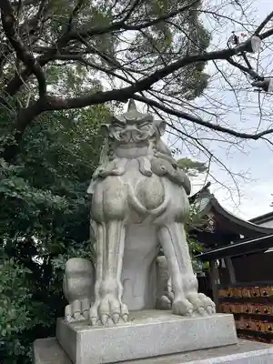 寒川神社の狛犬