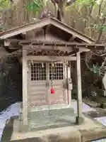 小動神社の本殿・本堂