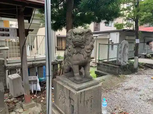 子神社の狛犬