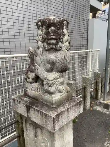 日置神社の狛犬