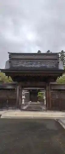誓岸寺の{uncategorized: "未分類", other: "その他", undefined: "問題あり", building: "その他建物", grave: "お墓", sacred_gate: "鳥居", guardian: "狛犬", statue: "像", buddha: "仏像", history: "歴史", nature: "自然", garden: "庭園", animal: "動物", pagoda: "塔", temizu: "手水舎", mountain_gate: "山門・神門", sanctuary: "本殿・本堂", subordinate: "末社・摂社", art: "芸術", scenery: "景色", jizo: "地蔵", ema: "絵馬", goshuin: "御朱印", omikuji: "おみくじ", items: "授与品その他", amulet: "お守り", goshuincho: "御朱印帳", eats: "食事", festival: "お祭り", votive_dance: "神楽", shichigosan: "七五三参", wedding: "結婚式", experience: "体験その他", initially: "初詣", around: "周辺", anti_infection: "感染症対策"}