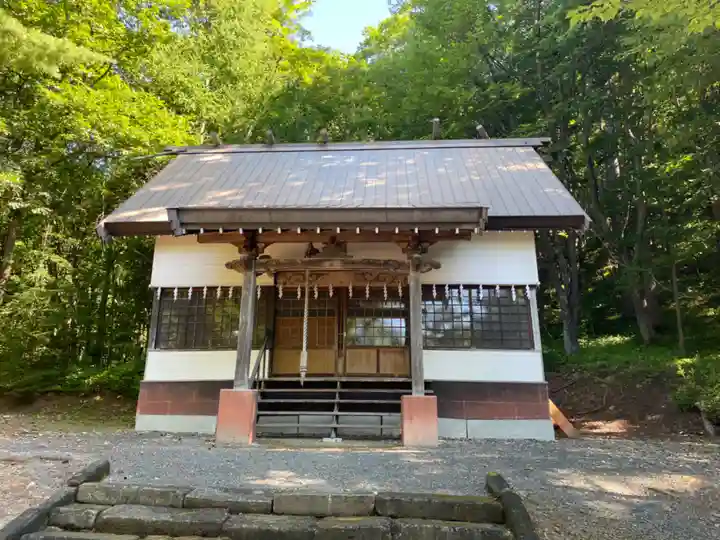 温根湯神社の本殿・本堂