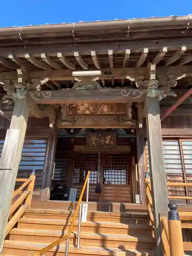 鬼岩寺の本殿・本堂