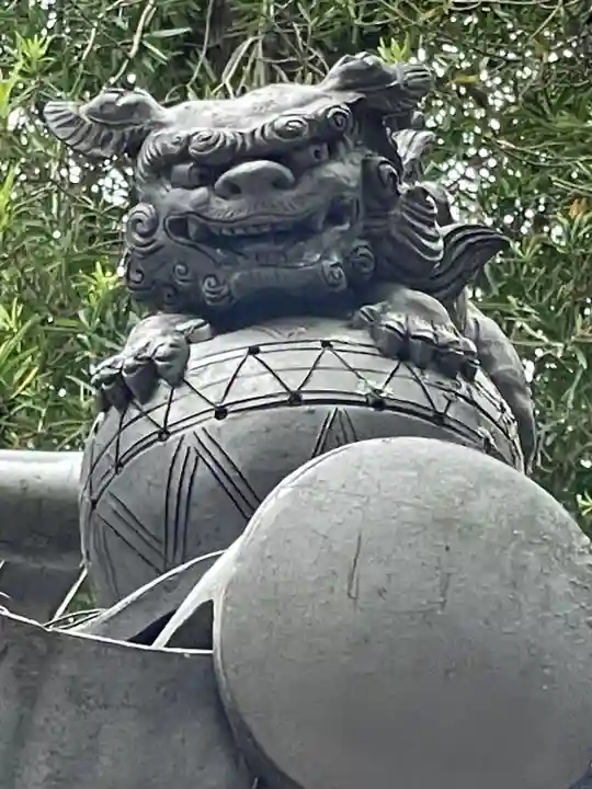 豊川進雄神社の狛犬