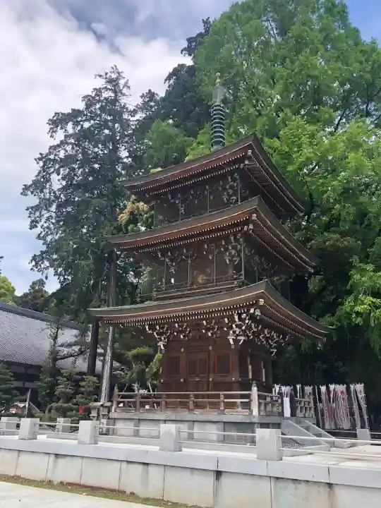 豊川閣 妙厳寺の{uncategorized: "未分類", other: "その他", undefined: "問題あり", building: "その他建物", grave: "お墓", sacred_gate: "鳥居", guardian: "狛犬", statue: "像", buddha: "仏像", history: "歴史", nature: "自然", garden: "庭園", animal: "動物", pagoda: "塔", temizu: "手水舎", mountain_gate: "山門・神門", sanctuary: "本殿・本堂", subordinate: "末社・摂社", art: "芸術", scenery: "景色", jizo: "地蔵", ema: "絵馬", goshuin: "御朱印", omikuji: "おみくじ", items: "授与品その他", amulet: "お守り", goshuincho: "御朱印帳", eats: "食事", festival: "お祭り", votive_dance: "神楽", shichigosan: "七五三参", wedding: "結婚式", experience: "体験その他", initially: "初詣", around: "周辺", anti_infection: "感染症対策"}
