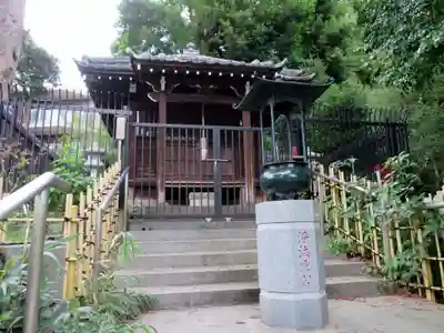 瀧泉寺(目黒不動尊)の末社・摂社