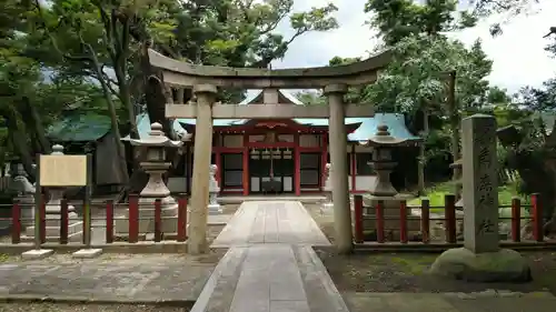 氣比神宮の鳥居