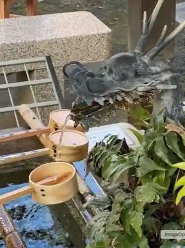 新倉氷川八幡神社の手水舎