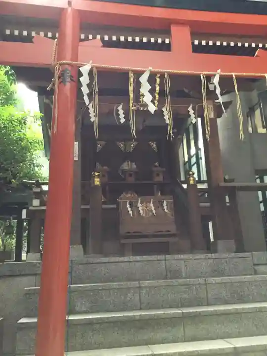 築土神社の鳥居