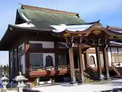 清凉寺の本殿