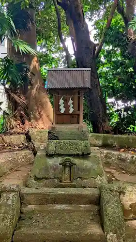 畑子安神社の末社