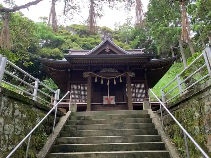 熊野神社の本殿・本堂