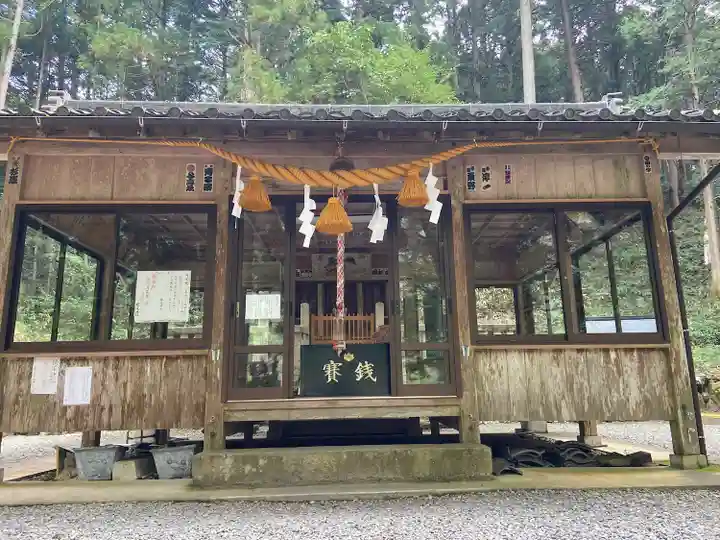 根道神社の本殿・本堂