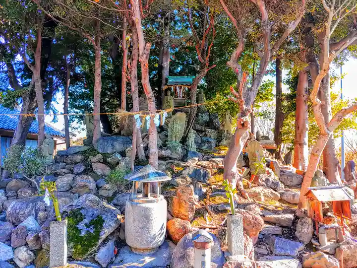 縣神社(萩原町萩原)の末社・摂社