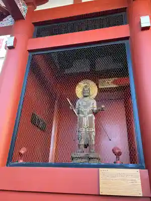 浅草寺の像