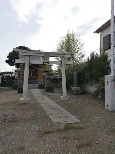 鎌倉稲荷神社の鳥居