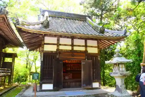 石山寺の末社