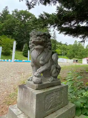 茂岩神社の狛犬