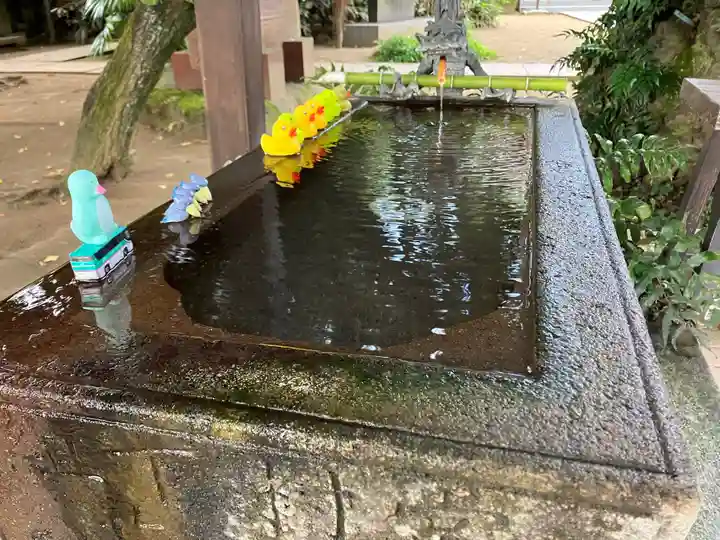 柏諏訪神社の手水舎