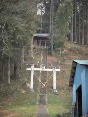 志鳥八幡宮の鳥居