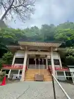 藤原町護国神社の{uncategorized: "未分類", other: "その他", undefined: "問題あり", building: "その他建物", grave: "お墓", sacred_gate: "鳥居", guardian: "狛犬", statue: "像", buddha: "仏像", history: "歴史", nature: "自然", garden: "庭園", animal: "動物", pagoda: "塔", temizu: "手水舎", mountain_gate: "山門・神門", sanctuary: "本殿・本堂", subordinate: "末社・摂社", art: "芸術", scenery: "景色", jizo: "地蔵", ema: "絵馬", goshuin: "御朱印", omikuji: "おみくじ", items: "授与品その他", amulet: "お守り", goshuincho: "御朱印帳", eats: "食事", festival: "お祭り", votive_dance: "神楽", shichigosan: "七五三参", wedding: "結婚式", experience: "体験その他", initially: "初詣", around: "周辺", anti_infection: "感染症対策"}