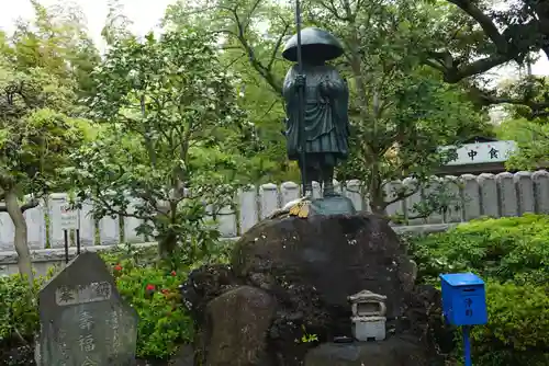 成田山新勝寺の像