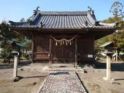 八幡神社の本殿・本堂