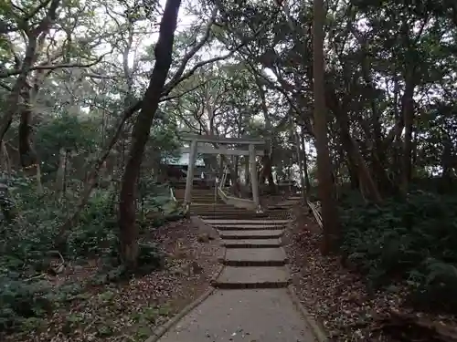 多久頭魂神社の建物その他