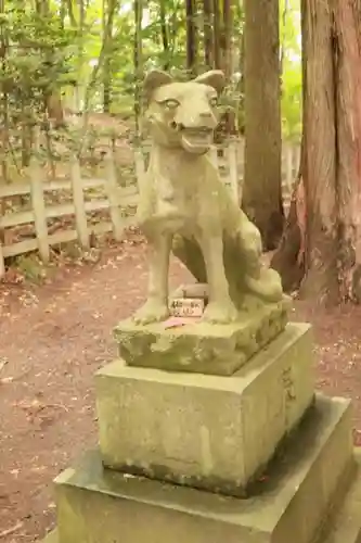 宝登山神社の狛犬