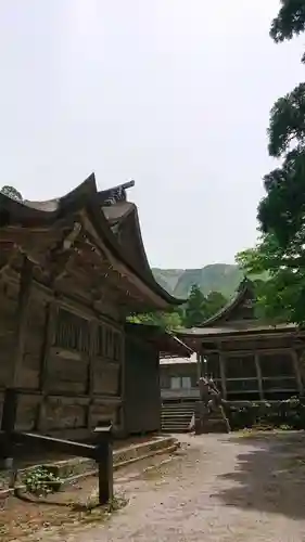 下山神社の建物その他