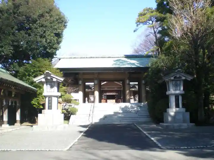 東郷神社の山門・神門