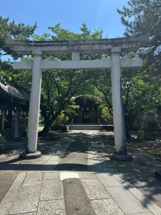 越中白山総社の鳥居