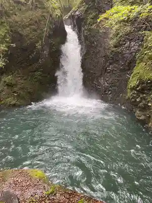 光明滝不動の祀堂(宮城県)