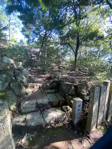 石上布都魂神社(岡山県)