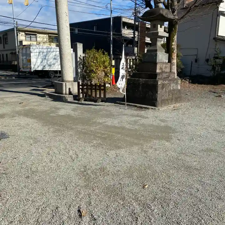 日野八坂神社の{uncategorized: "未分類", other: "その他", undefined: "問題あり", building: "その他建物", grave: "お墓", sacred_gate: "鳥居", guardian: "狛犬", statue: "像", buddha: "仏像", history: "歴史", nature: "自然", garden: "庭園", animal: "動物", pagoda: "塔", temizu: "手水舎", mountain_gate: "山門・神門", sanctuary: "本殿・本堂", subordinate: "末社・摂社", art: "芸術", scenery: "景色", jizo: "地蔵", ema: "絵馬", goshuin: "御朱印", omikuji: "おみくじ", items: "授与品その他", amulet: "お守り", goshuincho: "御朱印帳", eats: "食事", festival: "お祭り", votive_dance: "神楽", shichigosan: "七五三参", wedding: "結婚式", experience: "体験その他", initially: "初詣", around: "周辺", anti_infection: "感染症対策"}