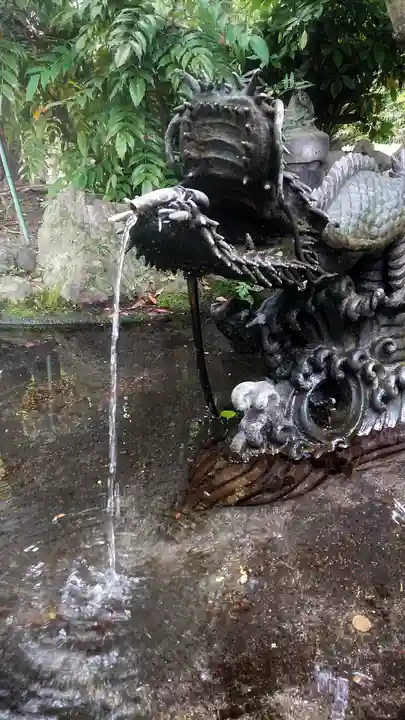 若宮神明社の手水舎