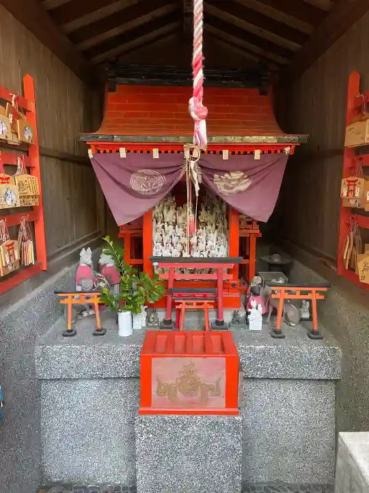 徳寿院の{uncategorized: "未分類", other: "その他", undefined: "問題あり", building: "その他建物", grave: "お墓", sacred_gate: "鳥居", guardian: "狛犬", statue: "像", buddha: "仏像", history: "歴史", nature: "自然", garden: "庭園", animal: "動物", pagoda: "塔", temizu: "手水舎", mountain_gate: "山門・神門", sanctuary: "本殿・本堂", subordinate: "末社・摂社", art: "芸術", scenery: "景色", jizo: "地蔵", ema: "絵馬", goshuin: "御朱印", omikuji: "おみくじ", items: "授与品その他", amulet: "お守り", goshuincho: "御朱印帳", eats: "食事", festival: "お祭り", votive_dance: "神楽", shichigosan: "七五三参", wedding: "結婚式", experience: "体験その他", initially: "初詣", around: "周辺", anti_infection: "感染症対策"}