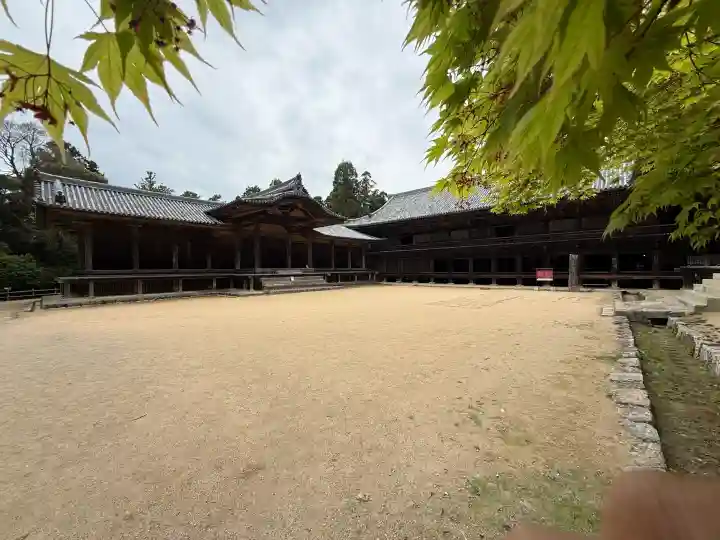 圓教寺の{uncategorized: "未分類", other: "その他", undefined: "問題あり", building: "その他建物", grave: "お墓", sacred_gate: "鳥居", guardian: "狛犬", statue: "像", buddha: "仏像", history: "歴史", nature: "自然", garden: "庭園", animal: "動物", pagoda: "塔", temizu: "手水舎", mountain_gate: "山門・神門", sanctuary: "本殿・本堂", subordinate: "末社・摂社", art: "芸術", scenery: "景色", jizo: "地蔵", ema: "絵馬", goshuin: "御朱印", omikuji: "おみくじ", items: "授与品その他", amulet: "お守り", goshuincho: "御朱印帳", eats: "食事", festival: "お祭り", votive_dance: "神楽", shichigosan: "七五三参", wedding: "結婚式", experience: "体験その他", initially: "初詣", around: "周辺", anti_infection: "感染症対策"}