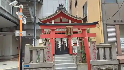 御宿稲荷神社の鳥居