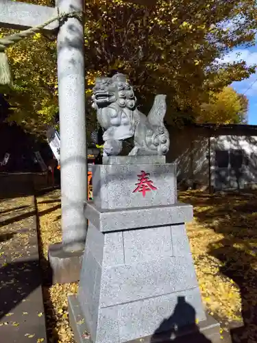 武蔵野神社の狛犬