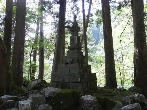 横蔵寺(岐阜県)