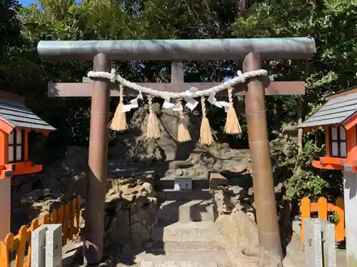 鶴峰八幡神社の鳥居