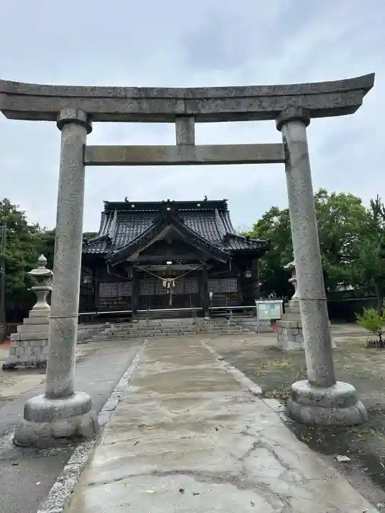 櫟原神社の鳥居